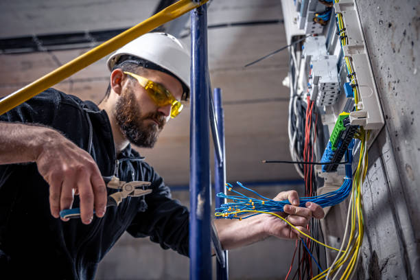 Best Local Electrician Companies  in Clarkston, GA